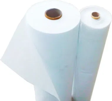 Agrotextil blanco de 1,6 m x 10 m. Ideal para proteger las plantas del invierno y las heladas.
